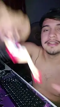 Yunan00 webkamerás műsora