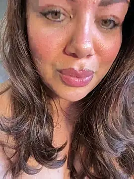 BadAssVeronica Pertunjukan Webcam