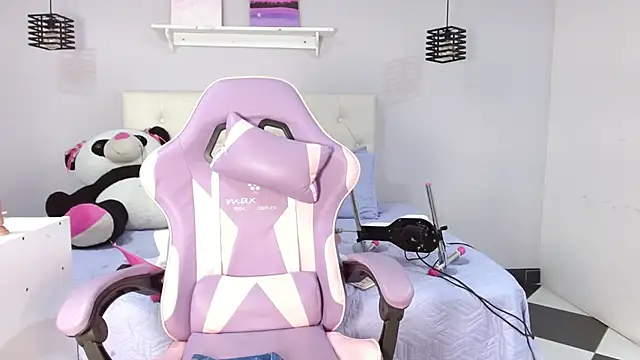 XXX chat uživo modela VelvetRosss