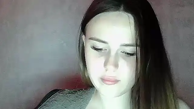 SweetLoraa: онлайн-секс-чат