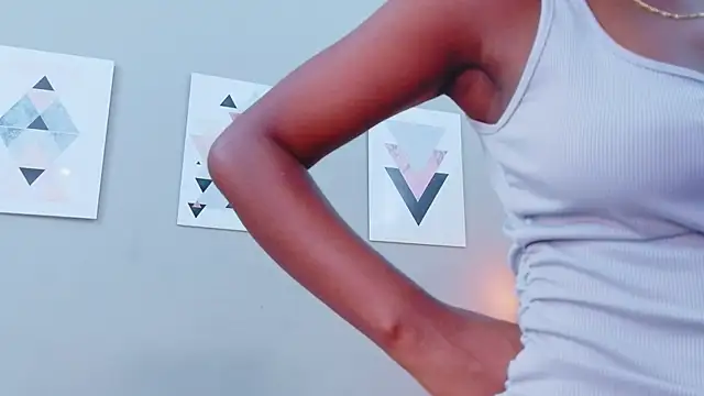 cutielittleebonyy's Live XXX Chat