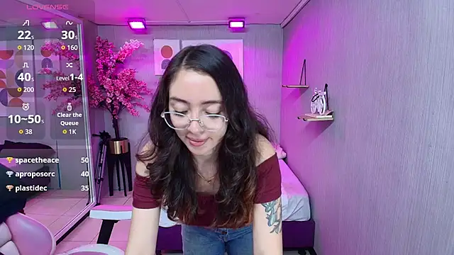 Veronica_miiller 现场XXX聊天