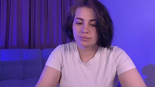 AdrianaToress 现场XXX聊天