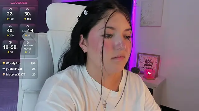 Show de Celestee_21 na webcam