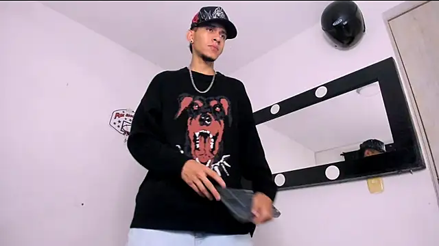 Samuel_Suarez – Naživo XXX chat