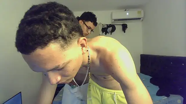 Webkamerová show pocket_loversxxx