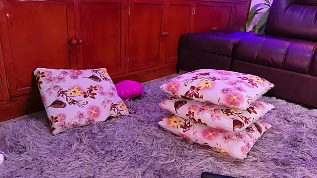 lara_giraldo Chat XXX in diretta