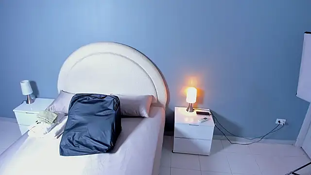 emilytowzen: απευθείας συνομιλία ΧΧΧ