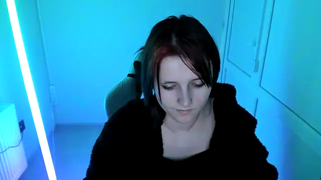 Show modela GoldenKiss na web-kameri