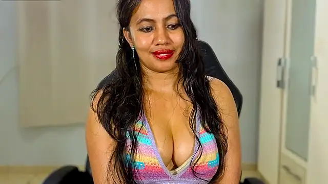 Chatroom XXX en direct de FannyXhot