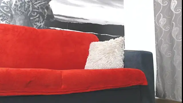 Онлайн чат XXX Andreaboobss