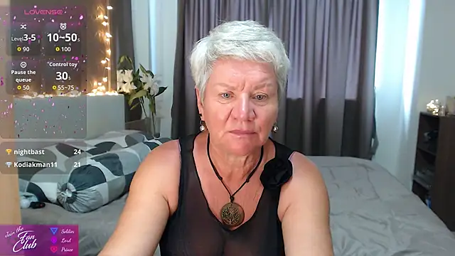 Czat XXX na żywo – roxana_brooks