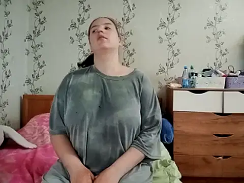 symmetryinvoid élő XXX-chatje