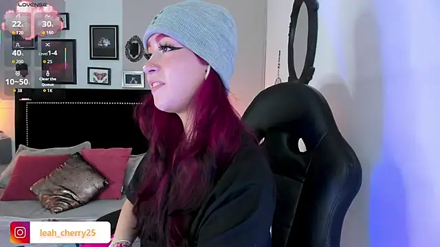 Leah_cherry Chat XXX live