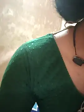 Rayal_bhabi Adlı Modelin Web Kamerası Şovu