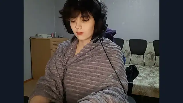 ShaynaLinleyのウェブカメラショー