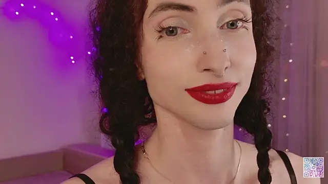 Queen_of_tease Adlı Modelin Web Kamerası Şovu