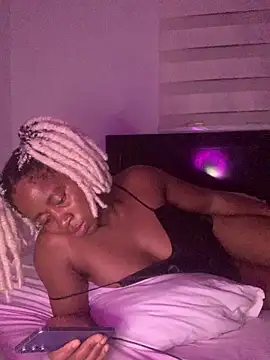 Chat XXX ao vivo de MISSMAYSROOM