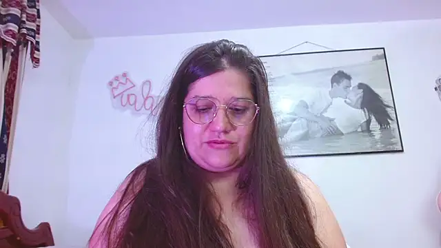 XXX chat uživo modela Amelie_Rousell