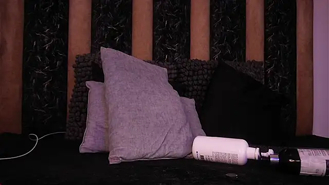 Ivi_Aiko: απευθείας συνομιλία ΧΧΧ