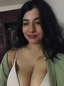 SEXYDOLCEのライブXXXチャット