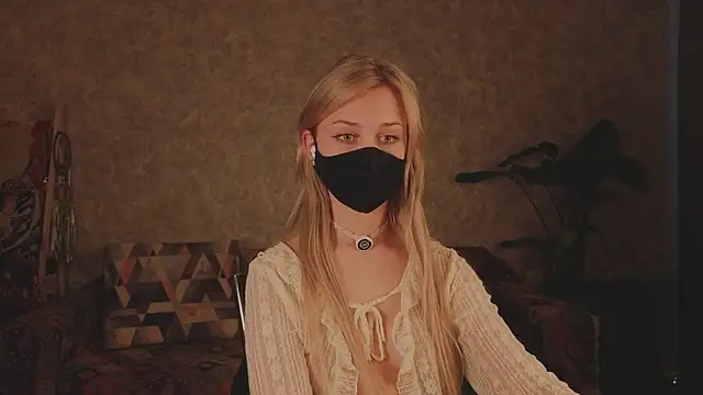 EternalOphelia: онлайн-секс-чат