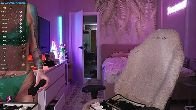 Chat XXX en directo de Break-me-Shake-me