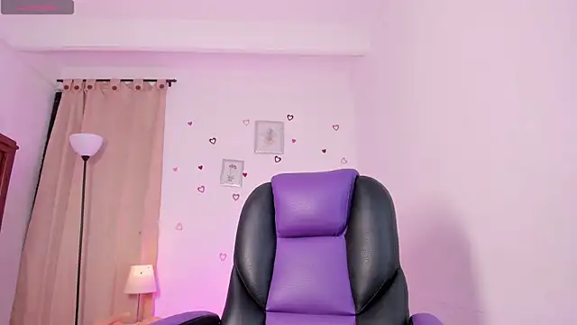 Chatroom XXX en direct de LiaaMoretzz