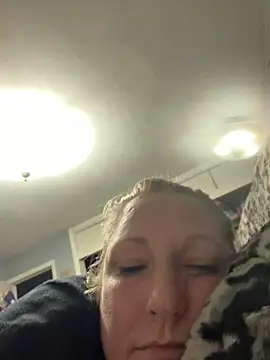 XXX chat uživo modela sweetkacibaby