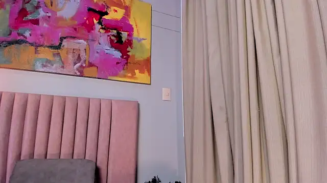 AndraCyruss Adlı Modelin Canlı XXX Sohbeti