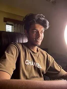 thecatfishh Adlı Modelin Canlı XXX Sohbeti