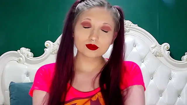 ArielBurn Chat XXX in diretta