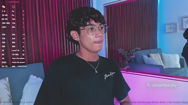 Oliver20__ Pertunjukan Webcam