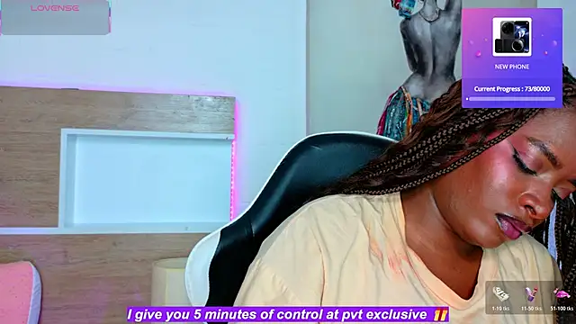 Chat XXX en directo de KAROL-SCOTT