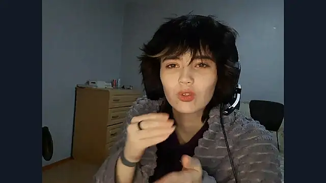 Pokazy przed kamerką – ShaynaLinley