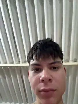 Živý XXX chat Handsome_boys69