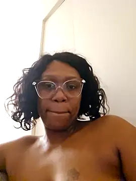 rweston_2001 Show in webcam