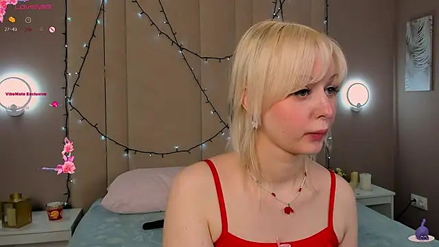 Онлайн чат XXX AdeleSilvy