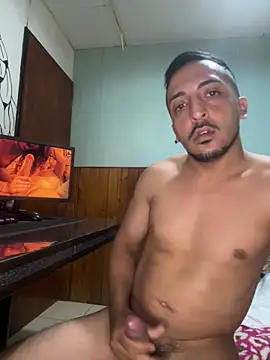 Mat33152's Webcam Show