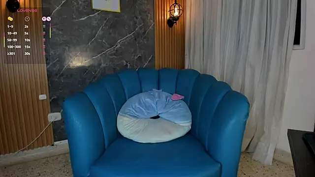 Julie_Markk's Webcam Show