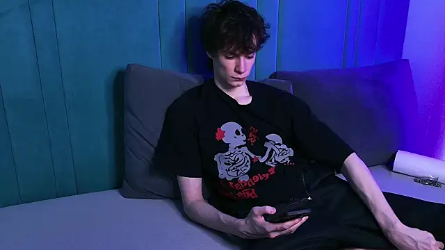 Czat XXX na żywo – EdwardHogan