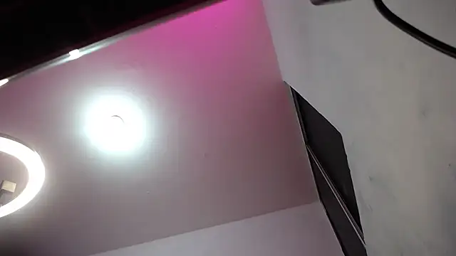 XXX chat uživo modela Anna_bellucci