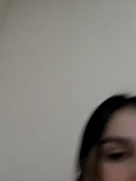 Daniela-rosee: онлайн-с екс-чат