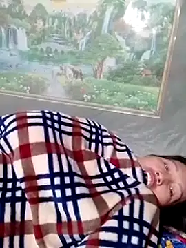 Gummiesu 即時 XXX 聊天