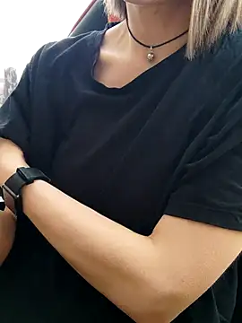 Aashikalaa's Live XXX Chat