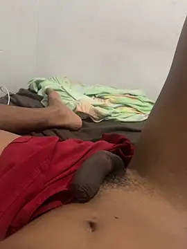 Show de garotosecret818 na webcam