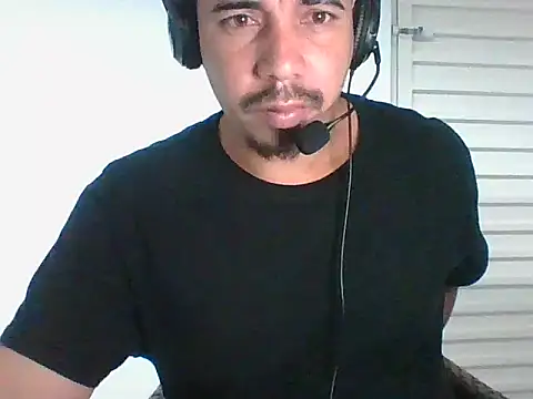 feboapolo 网络视讯表演