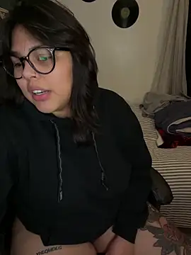 miacanela_xo: онлайн-секс-чат