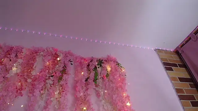 Atenea_Red's Webcam Show