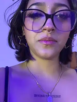 LilithMonette Adlı Modelin Canlı XXX Sohbeti